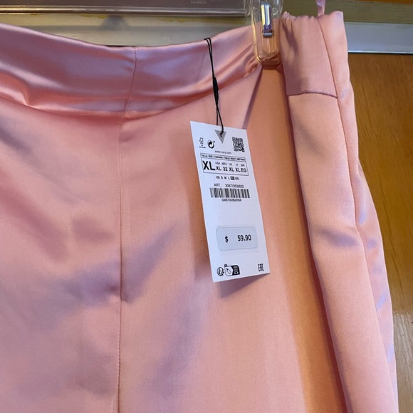 Zara satin jumpsuit - Picture 5 of 5